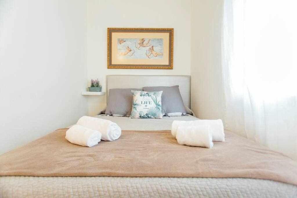 Apartamento Boutique Abades Siviglia Esterno foto